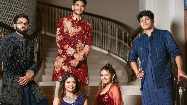 ஷங்கர் மகள் திருமணத்தில் விஜய்யின் மகன்.. அப்பாவுக்கே டஃப் கொடுப்பாரு போலயே.. டிரெண்டாகும் போட்டோ!