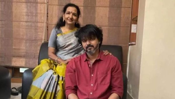 உயிருடன் வந்த விஜய்யின் தங்கை.. கலங்கிப்போன ஷோபா சந்திரசேகர்.. ரொம்ப நெகிழ்ச்சியா இருக்கு