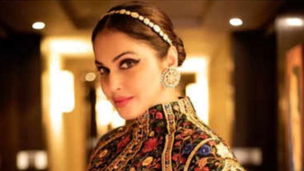 18 வயதிலேயே படுக்கைக்கு அழைத்தார்.. பெரிய ஹீரோவும் என்னை கூப்பிட்டார்.. விஜய் பட நடிகை கொடுத்த ஷாக்