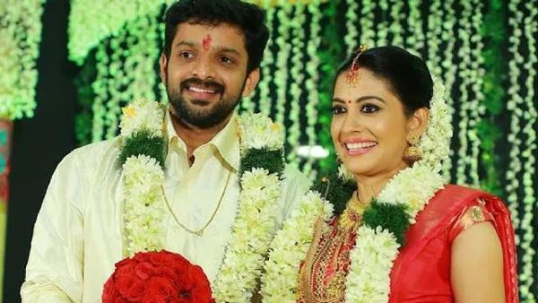 ஏன் கல்யாணம் பண்ணேனு யோசிச்சேன்.. கருடன் பட நடிகை ஓபன் டாக்!