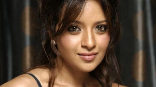 Reema sen: ரீமா சென்னின் முதல் காதல்.. அட சுவாரஸ்யமா இருக்கே!