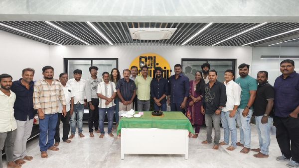 எவ்வளவு கஷ்டம்.. தண்ணீர் மட்டுமே குடித்த காலம் உண்டு.. சூரி சொத்து மதிப்பு இப்போ எவ்வளவு தெரியுமா?