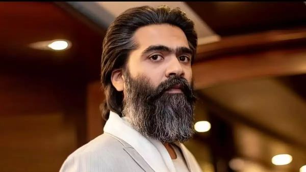 Simbu: புதிய படம் குறித்த ஹிண்ட் கொடுத்த சிம்பு.. பில்டப் ஓவரா இருக்கே.. அப்ப எஸ்டிஆர் 48 படம்?