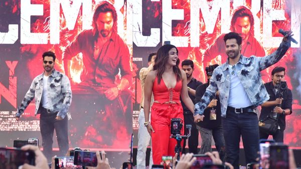 கீர்த்தி சுரேஷ் இல்லாமல் நடந்த பேபி ஜான் பட ட்ரெயிலர் ரிலீஸ்.. வருண் தவானின் மிரட்டலான ட்ரெயிலர் இதோ