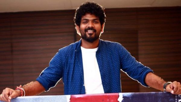 விக்னேஷ் சிவனின் அதிரடி முடிவு.. டிவிட்டர் கணக்கை டெலிட் செய்ததால் அதிர்ச்சி.. என்ன காரணம்?