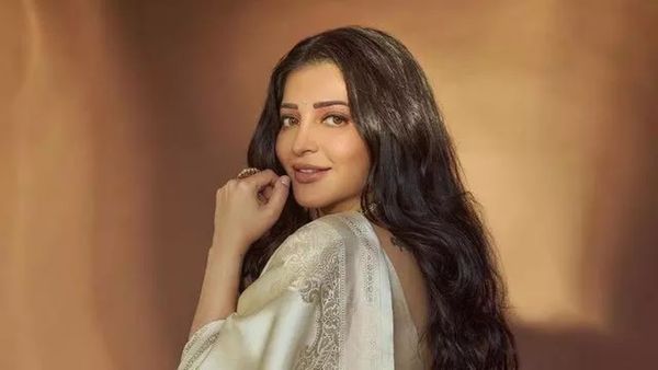 எனக்கு அப்படி இருக்கத்தான் பிடிக்கும்.. இதுவரை பார்க்கவில்லை.. மனம் திறந்த ஸ்ருதி ஹாசன்