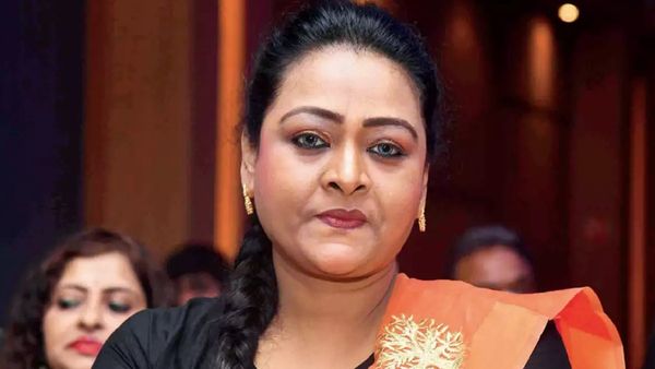 Shakeela: அதை ரொம்ப நாளைக்கு பண்ண முடியாது.. அதனால தான் கல்யாணம் பண்ணிக்கல.. நடிகை ஷகிலா ஓபன்!