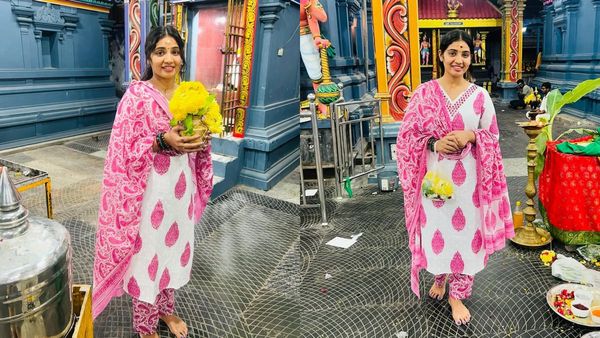 Maha Shivratri 2025: பால் குடம் எடுத்த அன்ஷிதா.. மகா சிவராத்திரியில் பால் அபிஷேக வீடியோ!