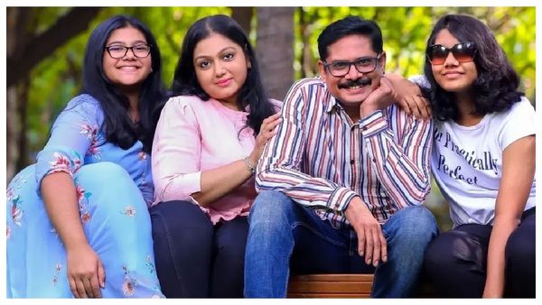 Manoj Family photo: மறைந்த மனோஜின் அழகான குடும்ப போட்டோ.. மீளா துயரத்தில் மனைவி