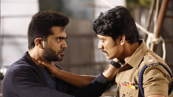 என்னப்பா இவரு இப்படி நடிக்கிறாரு... வாயை பிளந்த வெங்கட் பிரபு.. நடிப்பு அரக்கன் எஸ்.ஜே.சூர்யா!