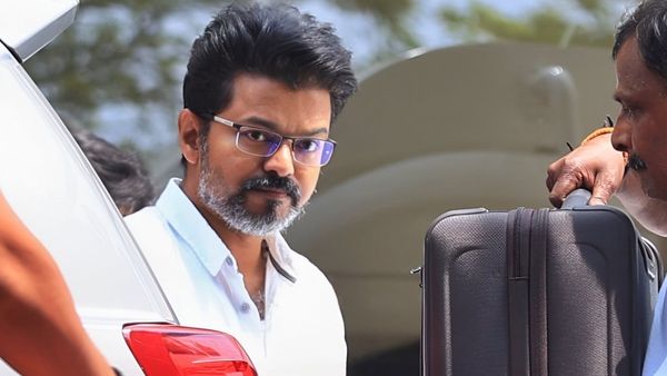எல்லோருக்கும் பிடித்த தளபதியாக இருப்பது எப்படி? நண்பா, நண்பிகளுக்கு விஜய் எடுக்கும் மாஸ்டர் கிளாஸ்!