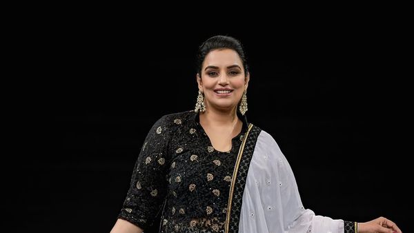 ஆபாச படங்களில் நடித்த ஸ்வேதா மேனன்?.. பாய்ந்தது வழக்கு.. என்ன நடக்கப்போகுதோ?.. திரையுலகம் ஷாக்