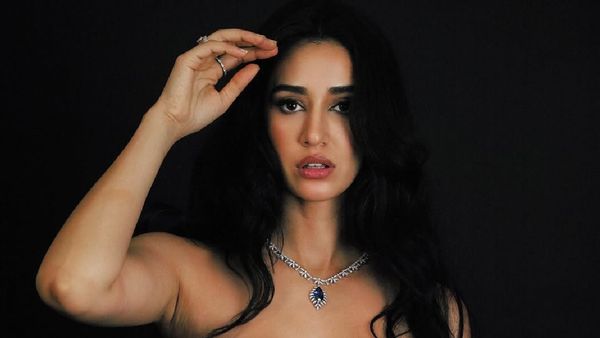 Disha Patani: திஷா பதானி வீட்டில் துப்பாக்கிச்சூடு.. குற்றவாளிகளை என்கவுன்ட்டர் செய்த காவல்துறை!