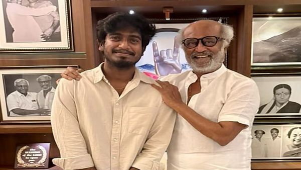 டூரிஸ்ட் ஃபேமிலி இயக்குநரை ஏமாற்றினாரா ரஜினிகாந்த்?.. ப்ளூ சட்டை மாறன் இப்படி கொளுத்தி போடுறாரே