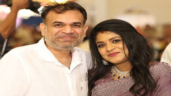 பிரேம்ஜிக்கு பிறந்த பெண் குழந்தை.. மனைவி இந்து பகிர்ந்த சூப்பர் ஃபோட்டோ.. உச்சக்கட்ட ஹேப்பி