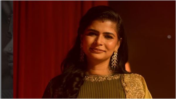 நீங்க ஏன் விவாகரத்து செய்யக்கூடாது.. சின்மயியை மோசமாக விமர்சித்த இணையவாசிகள்!