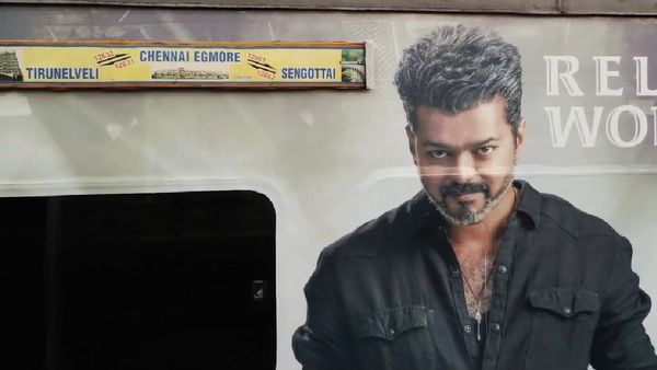 Jana Nayagan: சென்னை டூ செங்கோட்டை.. பறக்கும் ஜன நாயகன்.. ரசிகர்களே தயாரா.. வேற லெவல் ஏற்பாடு.. வீடியோ பாருங்க