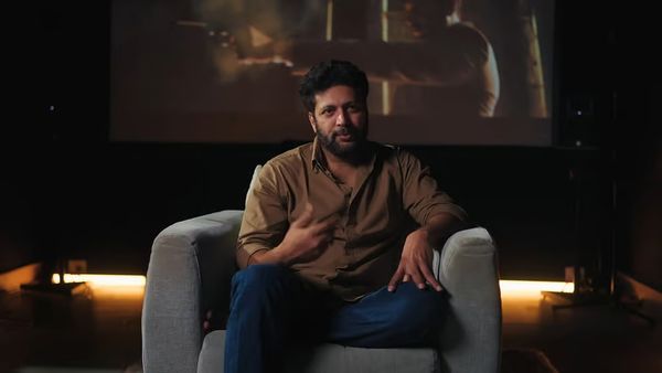 அன்னைக்கு மட்டும் உள்ளே அதைத்தான் போடுவேன்.. ரவி மோகனின் பப்பி ஷேம் டாக்.. ஓபனா சொல்லிட்டாரே