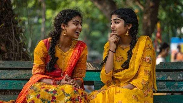 நடிகையை பாடாய் படுத்தும் வயதான நடிகர்.. ஏன் போனோம்னு இருக்குனு புலம்புறாராம் அம்மணி