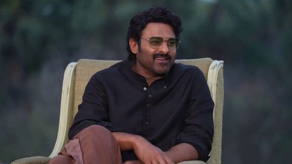 ஸ்டேட் விட்டு ஸ்டேட் சாப்பாடு ஆர்டர் பண்ணும் பிரபாஸ்.. சென்னை டு மும்பைக்கு பறந்த ஸ்பெஷல் உணவு!