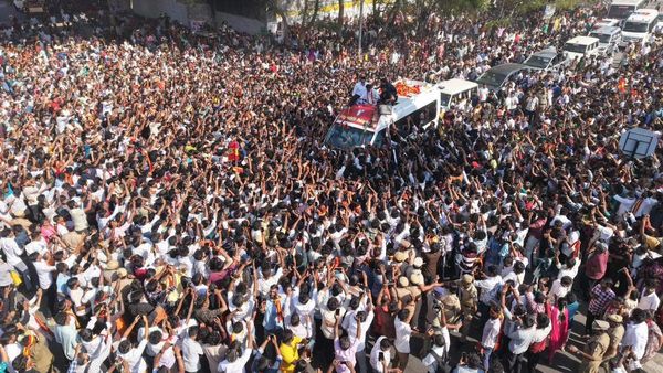 விஜய் சுனாமி.. தவெகவுக்கு ஒரு கோடி ஓட்டுக் கிடைக்குமா?.. பிரசாந்த் ரங்கசாமி சொல்லும் ஆருடம்..