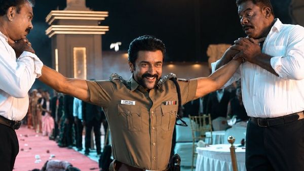 Karuppu Box Office: 300 கோடி வசூலை நெருங்கிய கருப்பு.. பாக்ஸ் ஆபீஸில் சும்மா நெருப்பா இருக்கும் சூர்யா!