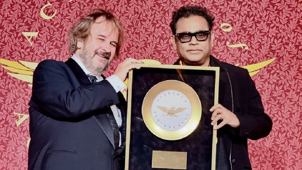 AR Rahman: அகாடமி விருது வாங்கிய ஏ.ஆர். ரகுமான்.. உலக அளவில் இசைப்புயல் கலக்குறாரேப்பா