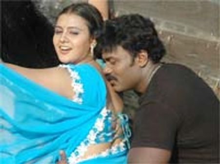 సినీ ఫీల్డ్ లోనూ తెలంగాణా వివక్ష?