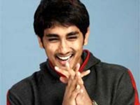 సిద్దార్ధ ఎవరికి బావ?