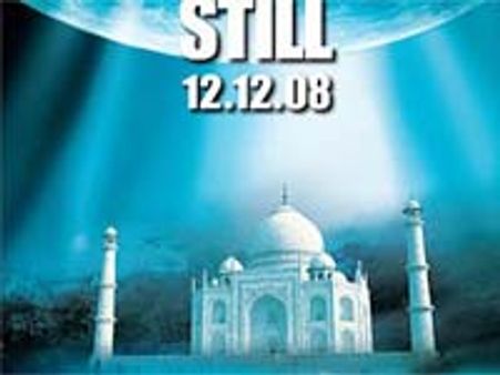 తాజ్ మహల్ పై ఏలియన్స్ దాడి!!