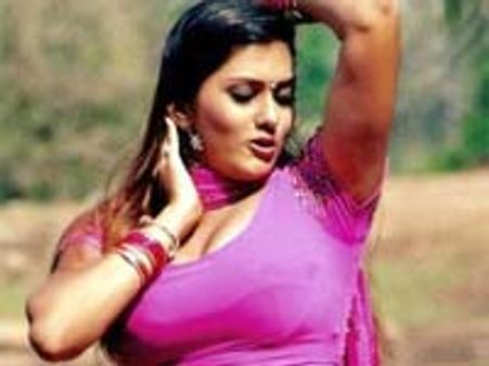 నమిత'న్యూడ్ క్లిప్స్'ఉద్యమం