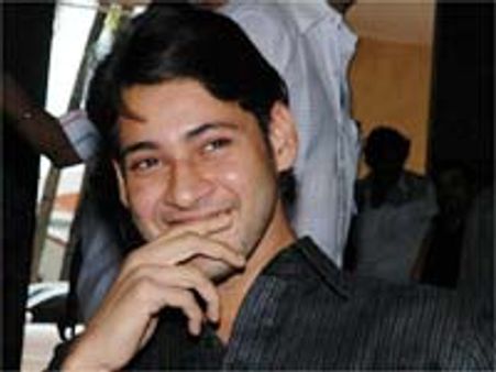 మహేష్ తో కలసి జయసుధ 'చెయ్యి'?