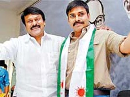 పవన్ బర్తడే ఎందుకు జరుపుకోడు?