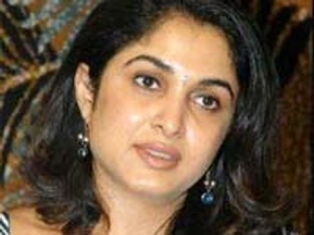 అదే రమ్యకృష్ణ రియల్ వ్యాపారం