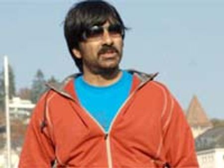 రవిబాబు 'నచ్చావులే' స్టోరీ లైన్