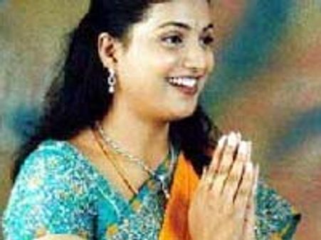 సినిమాలు,క్రైమ్స్:రోజా,జయసుధ