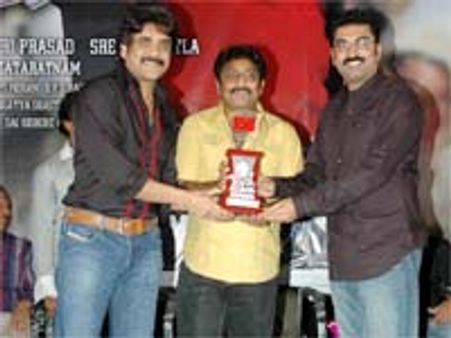 శ్రీను వైట్లకు ఆ హీరోతోనూ తగువా?