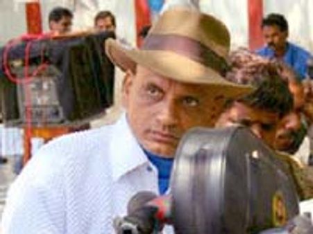 ఇదేం పని ఏవీయస్?