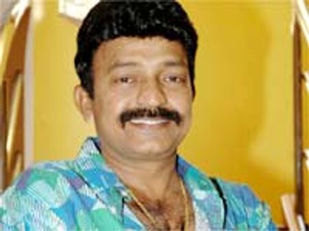 పవన్ పై మళ్ళీ రాజశేఖర్