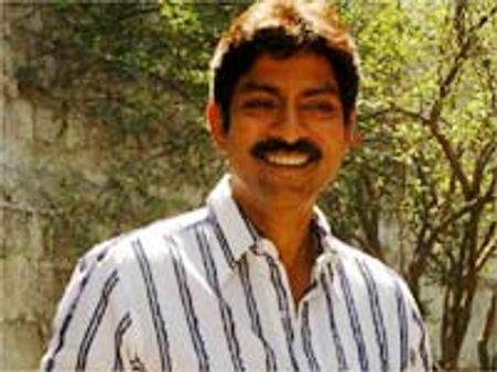 చిరంజీవి స్క్రిప్టుతో జగపతి బాబు