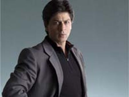 షారూఖ్‌ ఇంటిపై బాంబు