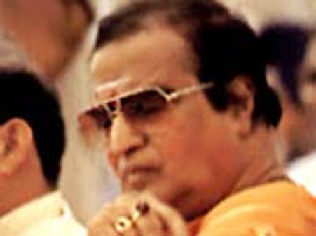 ఎన్టీఆర్ తో 30 అడుగుల...