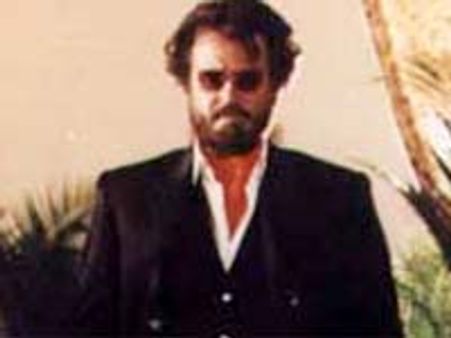 దటీజ్ రజనీకాంత్ !!