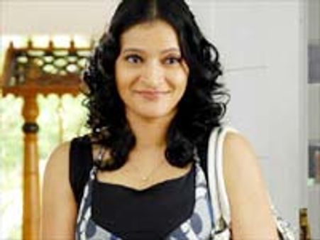 'కావ్యాస్ డైరీ' మూలం అదా?