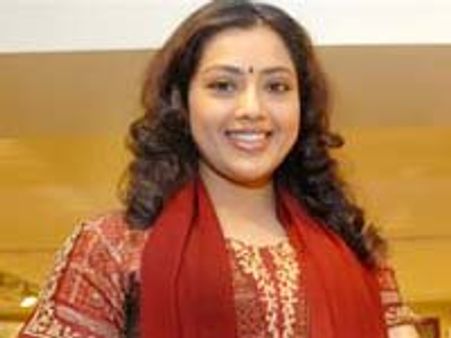 మీనాకు పెళ్లి అనవరసమా?