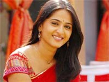 తమిళంలోనూ 'అరుంధతి' హిట్