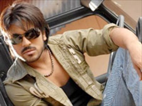 విదేశాల్లో 'మగధీర'కు డిమాండ్