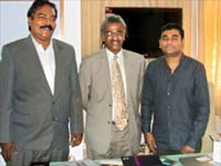 రెహమాన్‌ కి మిడిల్ సెక్స్ వారి డాక్టరేట్