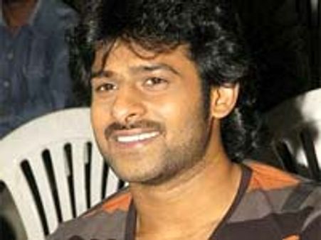 ప్రభాస్ 'డార్లింగ్' స్టార్ట్