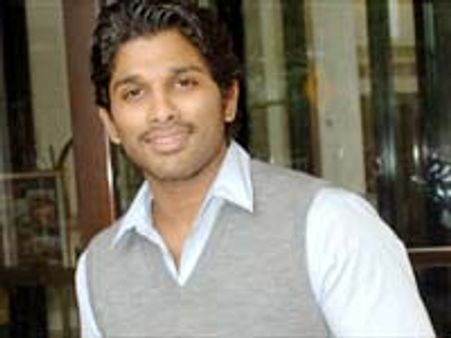 ఇక అల్లు అర్జున్ రాజకీయం